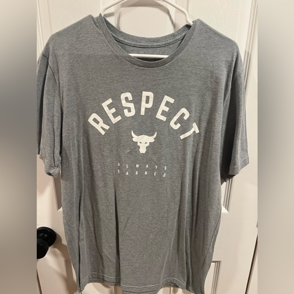 Under Armour T-Shirt, size Large